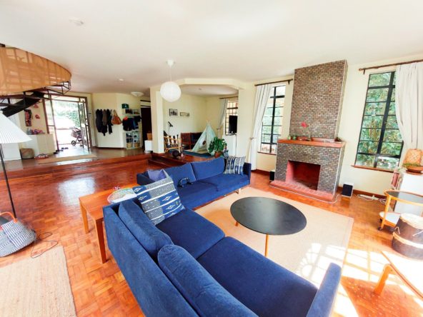 4-bedroom house for sale Woodvale Drive, Runda, Nairobi. Mbugani Villas. close to the UNEP, Rosslyn Academy, German school and the Village market. FIT PROPERTY