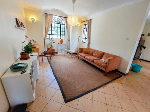 4-bedroom house for sale Woodvale Drive, Runda, Nairobi. Mbugani Villas. close to the UNEP, Rosslyn Academy, German school and the Village market. FIT PROPERTY