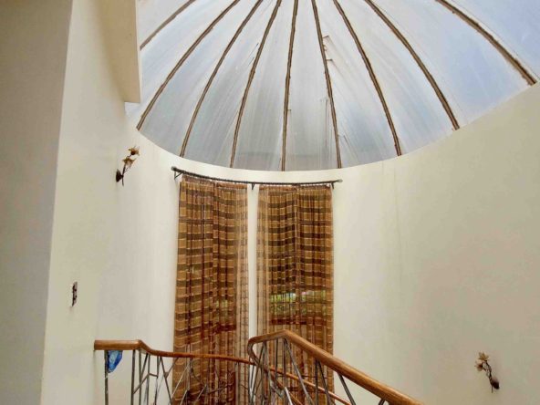 6 Bedroom House Riverside For Sale - Nairobi close to Westlands shopping center, various Embassies, and offices. FIT PROPERTY