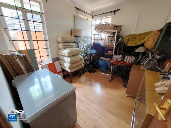 6 Bedroom House Riverside For Sale - Nairobi close to Westlands shopping center, various Embassies, and offices. FIT PROPERTY