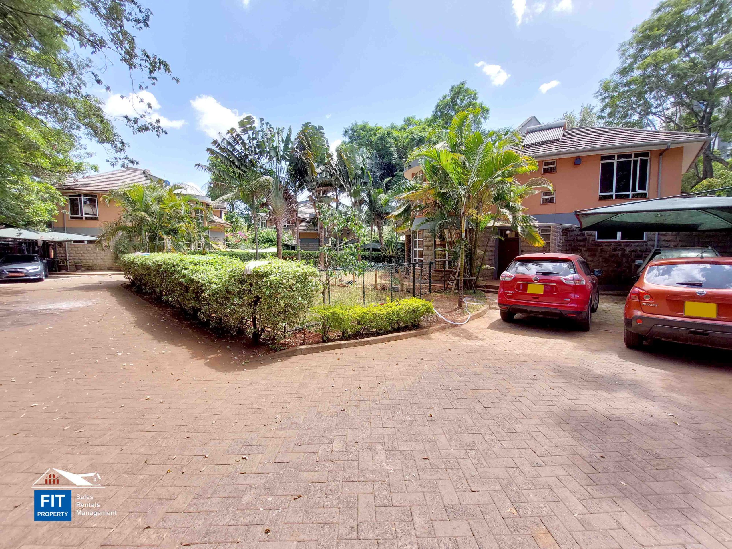 6 Bedroom House Riverside For Sale - Nairobi close to Westlands shopping center, various Embassies, and offices. FIT PROPERTY