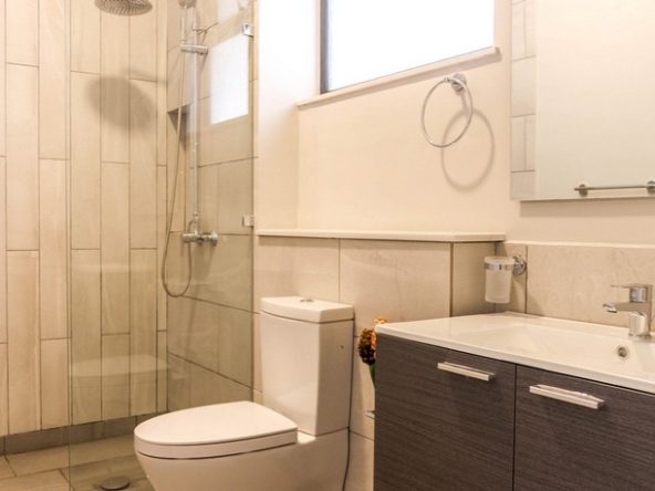 3 Bedroom Duplex Apartments Riverside for rent. UN Approved