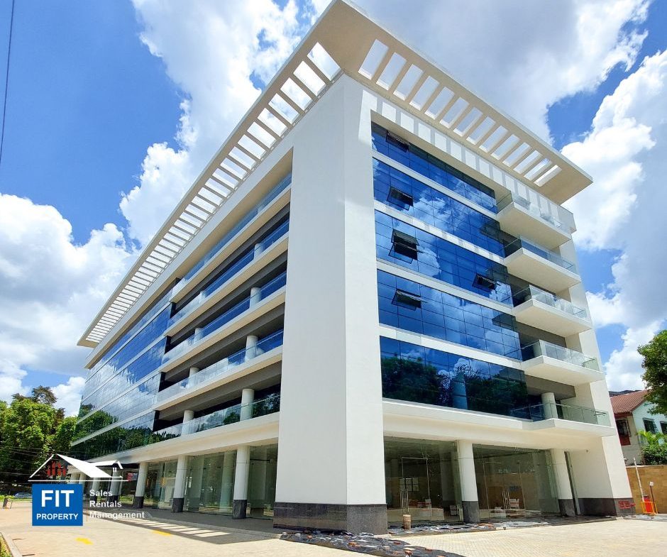 Prime Grade A offices for Rent, Westlands. School Lane, Westlands Size: 17,246 square feet. Price: USD 18,164 per month + VAT Showroom for Rent, Westlands, Nairobi. The building has ample parking. Renting at $1.5/ square foot per months. Service charge - KES 25/ SQFT