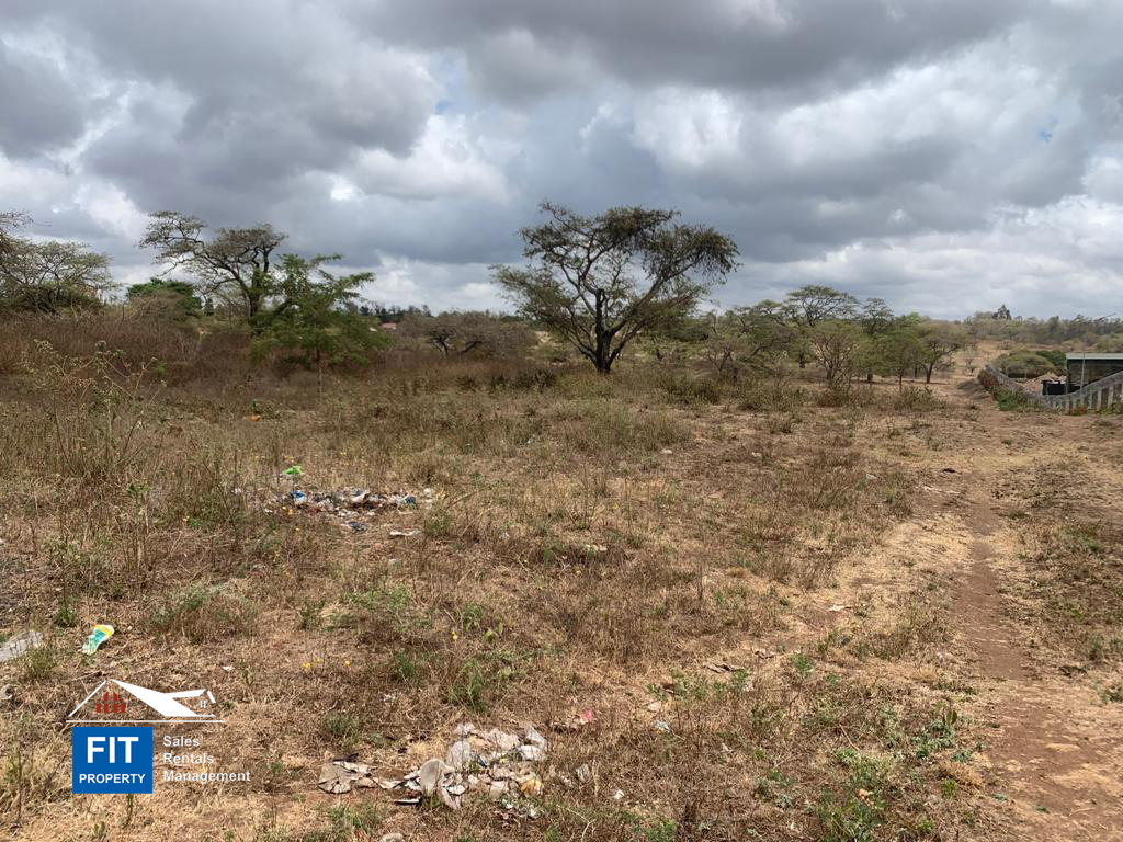 5 acres on Kabati Road, Muranga. Located in Wempa Kabati area these 5 acres plots dare just 3kms off Thika Road. 60 Million