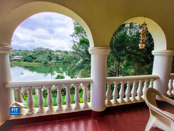 5 Bedroom Home on Nyari Dam, Ibis Drive, Nyari Estate, Nairobi for sale. Sits on a total acreage of 0.7 acres of lush landscaped lawns. 135M.