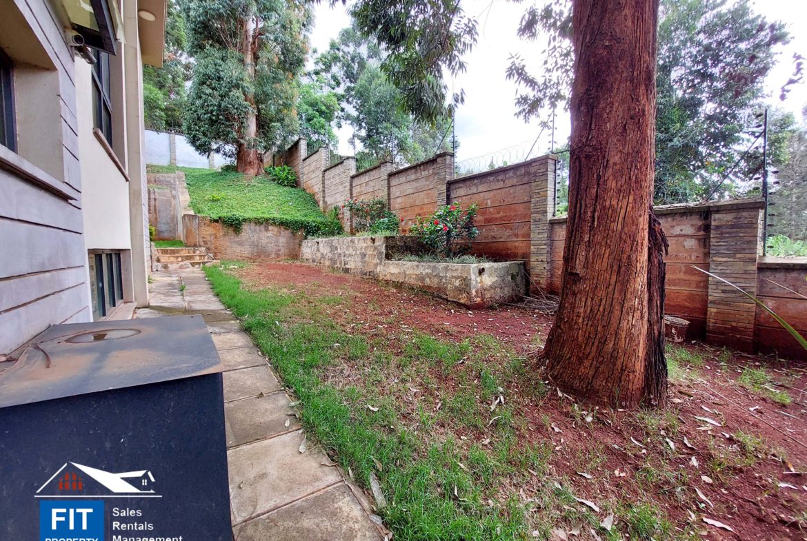 5 bedroom Villa with a pool for Sale, Lower Kabete, Nairobi . FIT PROPERTY.