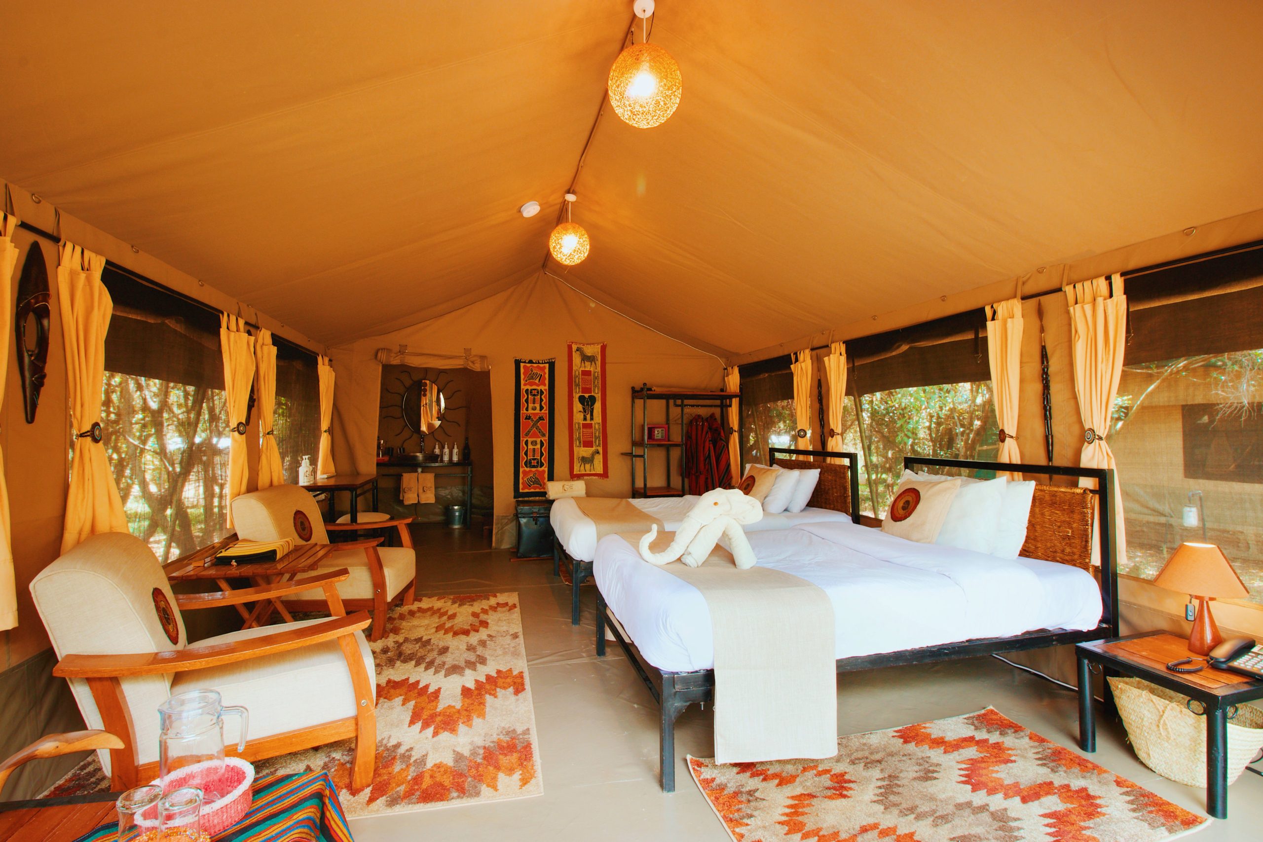 Within Maasai Mara game reserve, this prestigious safari camp, combined with a hot air balloon venture, presents a unique investment prospect.