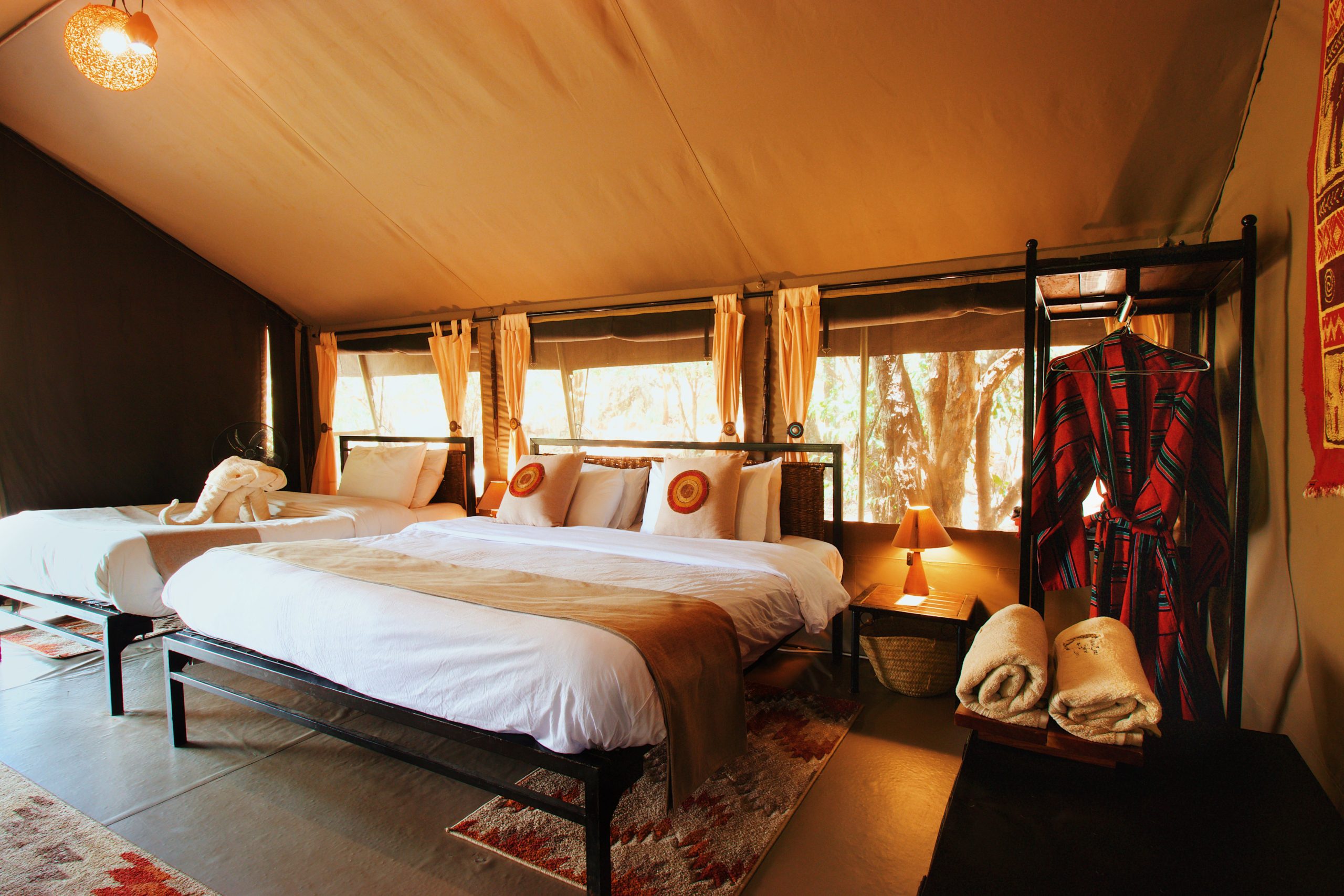 Within Maasai Mara game reserve, this prestigious safari camp, combined with a hot air balloon venture, presents a unique investment prospect.