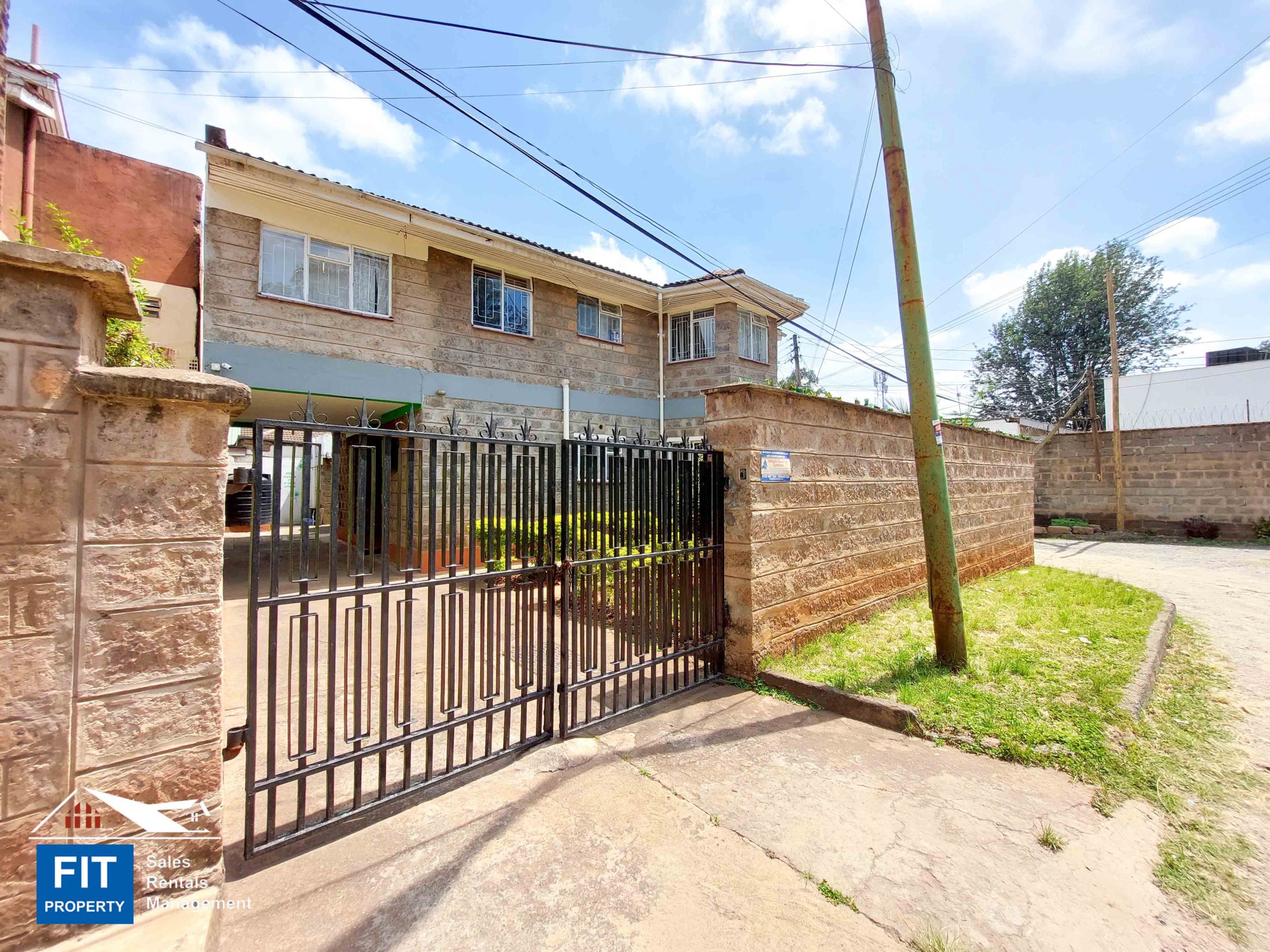 6 Bed Commercial House for Rent just on Lenana Close. Ideally suited for private offices, NGOs and more. USD 1650/month or KES 250,000/ month FIT PROPERTY