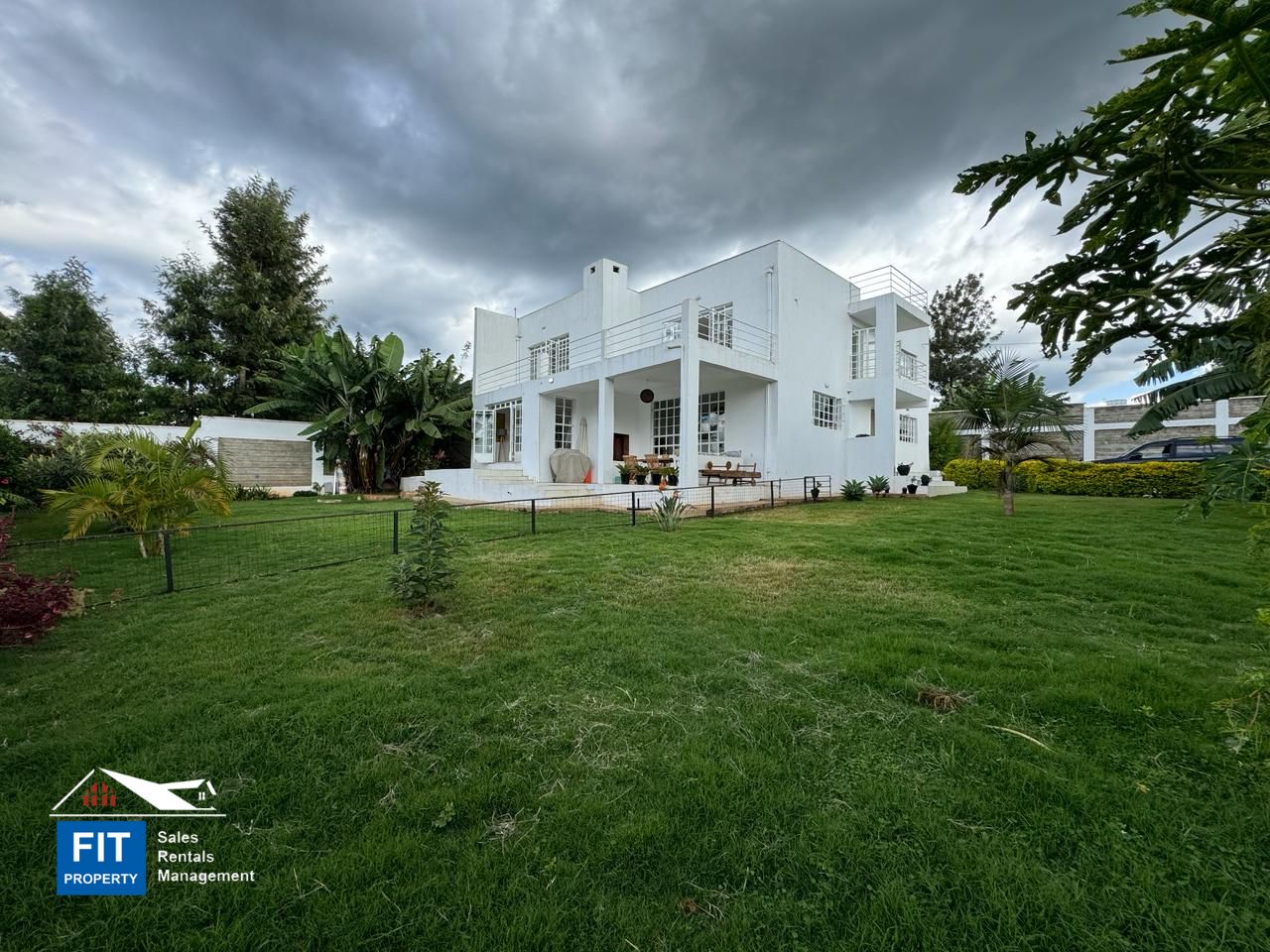 Elegant 4 Bedroom Contemporary Home off Gethathuru Road, Lower Kabete, Nairobi. Crafted by a talented Scandinavian-Kenyan duo. 40M FIT Property