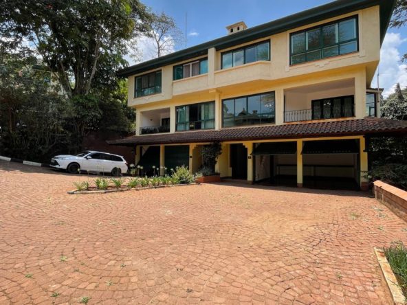 Stunning 4 Bedroom Semi-Detached House with SQ For Sale in Spring Valley, Westlands Jade Valley FIT PROPERTY