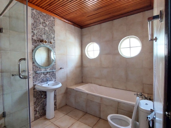 4 Bedroom Townhouse for Sale in Brookside, Westlands 40M. FIT PROPERTY